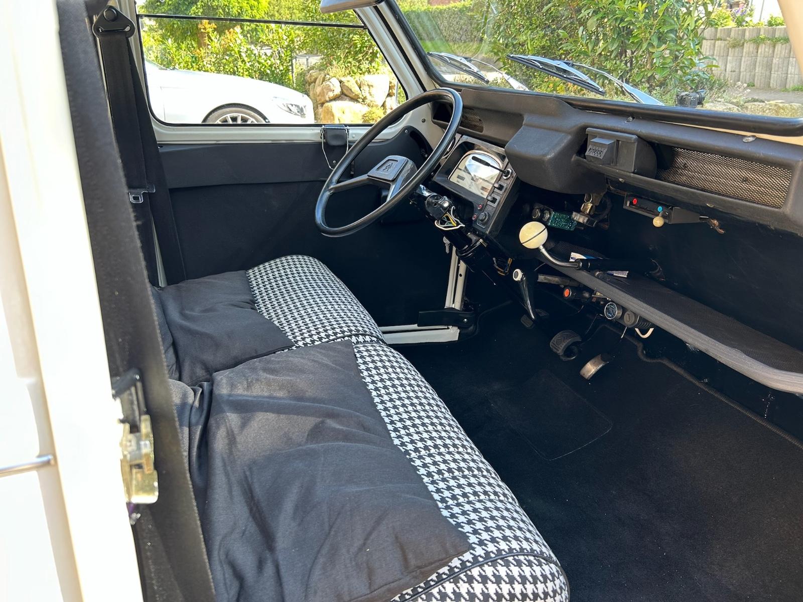 Citroën 2 CV 6 Special