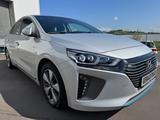 Hyundai IONIQ Style Plug-In Hybrid-ACC-Bi Xenon-Kamera - Hyundai IONIQ aus 2020