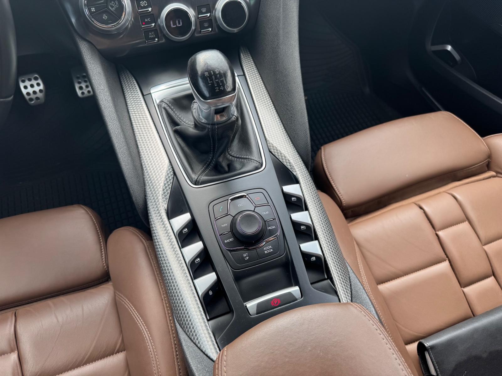 Car Image 21