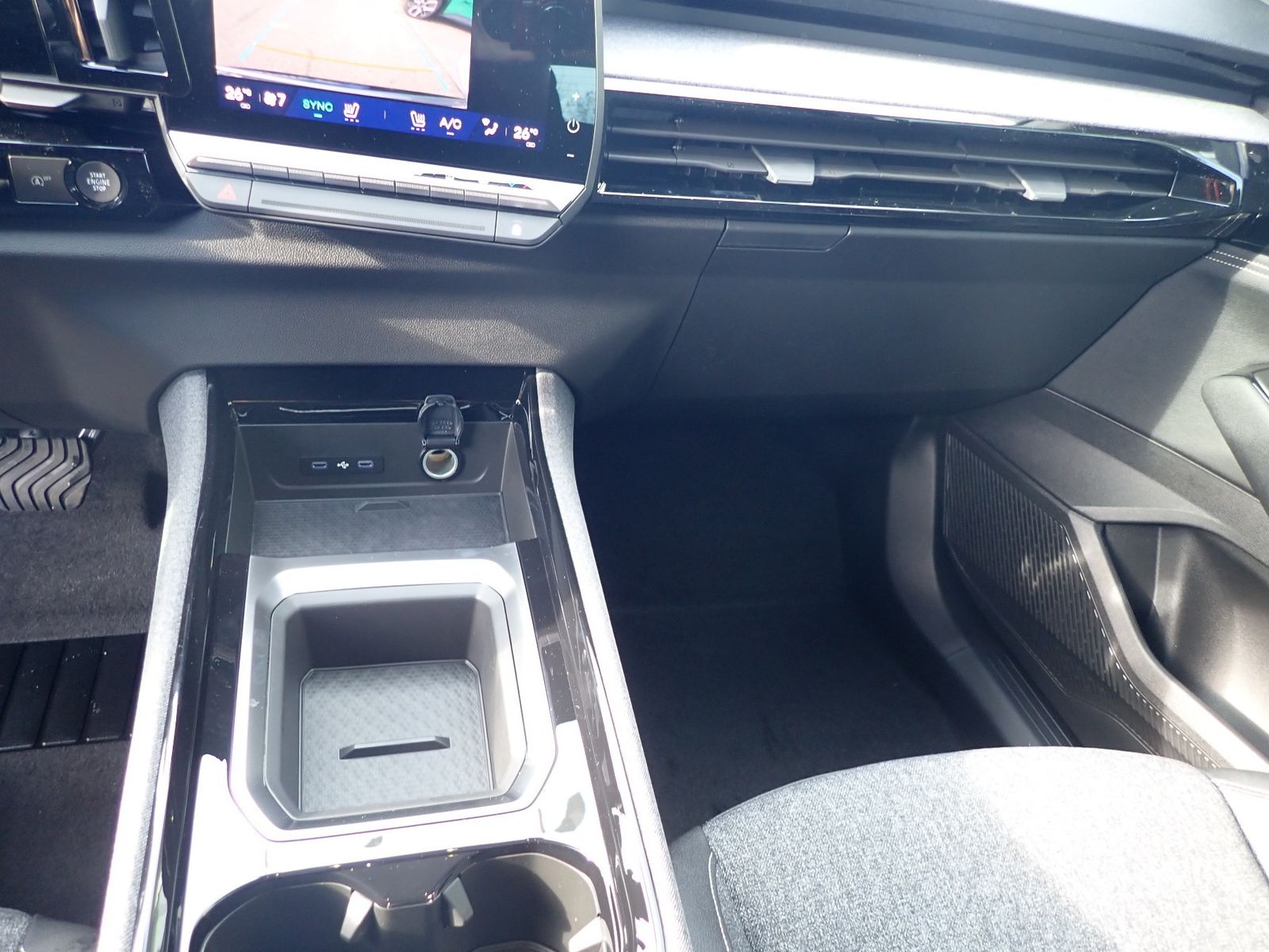 Fahrzeugabbildung Renault Austral Evolution Mild Hybrid 150 Automatik