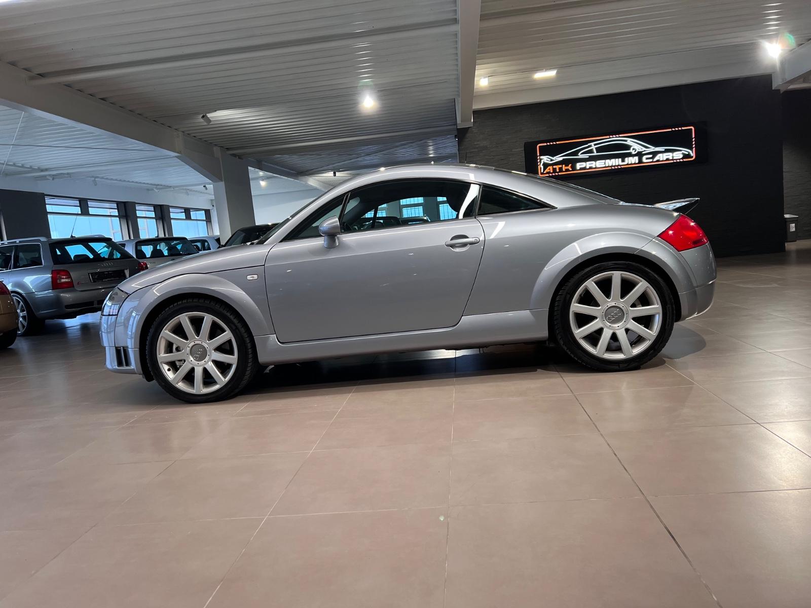 Audi TT Coupe 3.2 V6 DSG quattro NAVI LEDER TEMPOMAT