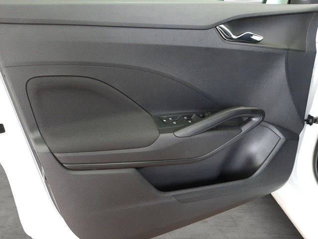 Fahrzeugabbildung Skoda Fabia Selection 1.0TSI LED PDC LenkHz SitzHz