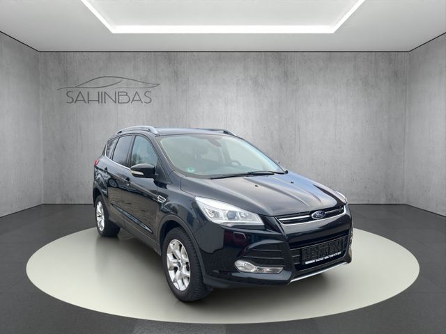 Ford Kuga 2.0 TDCI 4x4 Titanium Klimaau./Bi Xenon/AHK