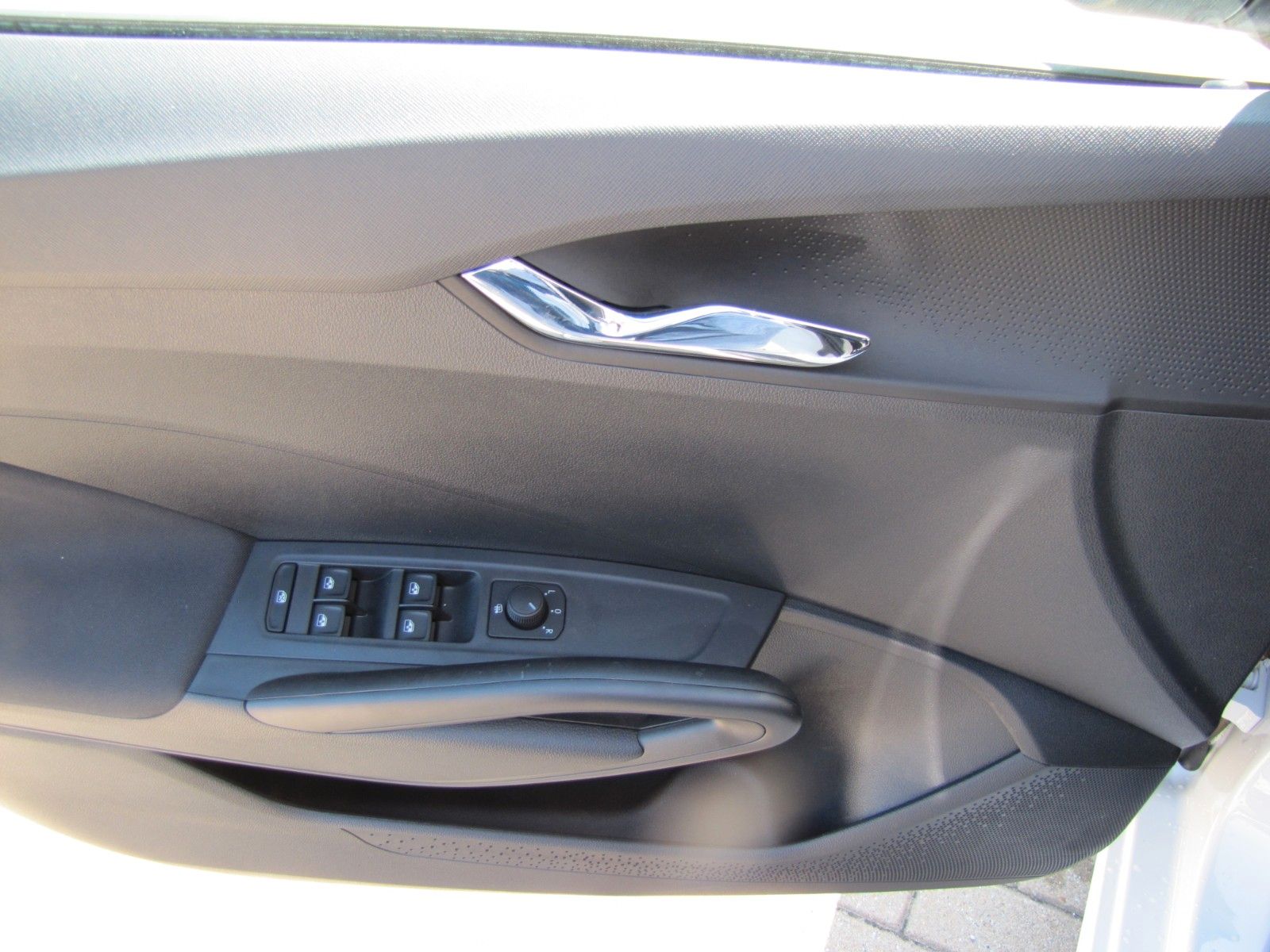 Fahrzeugabbildung SKODA Fabia Selection 1.0 TSI 95PS