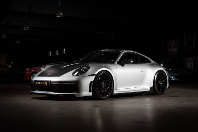 PORSCHE 992 .1 Carrera S / Techart Street 520 / Akra