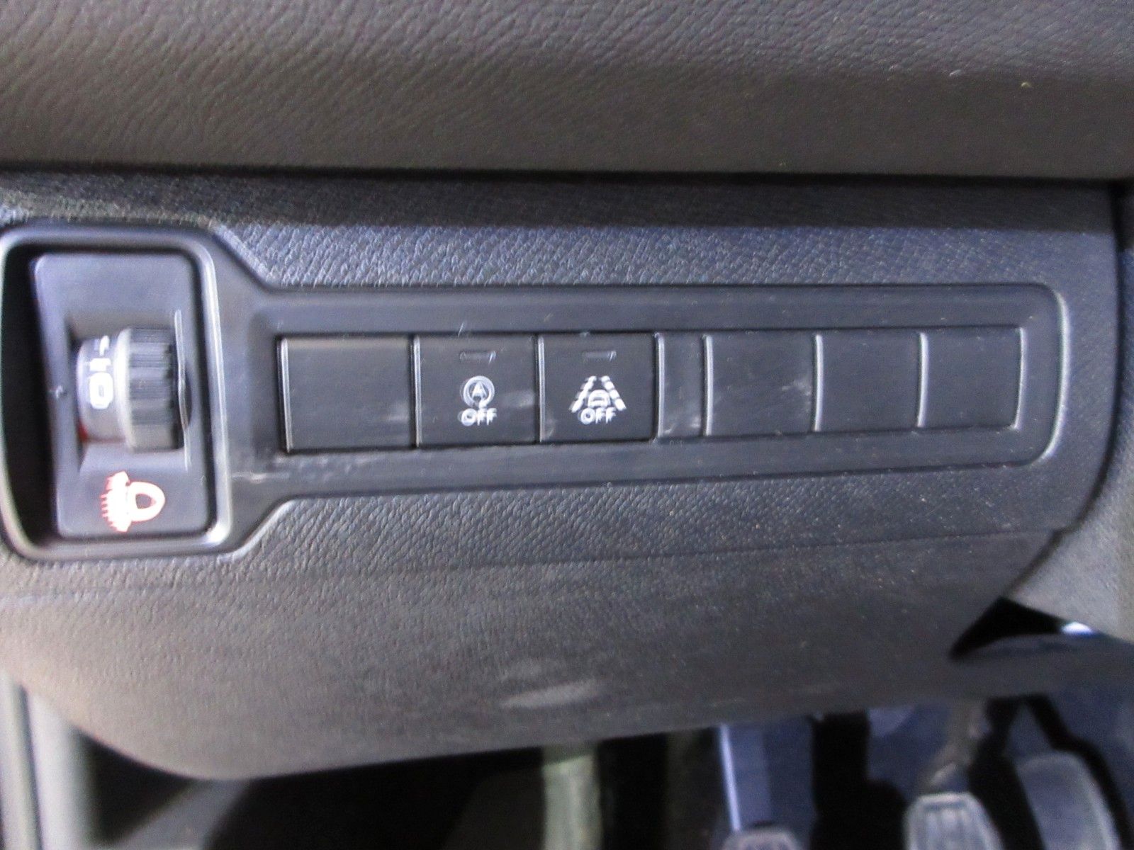 Fahrzeugabbildung Peugeot 308 SW Allure 1.2T LED/NAVI/PDC/R´CAM/BLIS