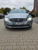 Volvo V70 T5 Momentum Geartronic Momentum - Volvo V70 mit Benzin-Antrieb: Kombi, Automatik