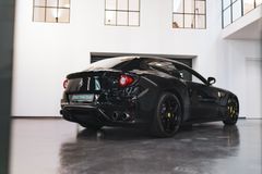 Fahrzeugabbildung Ferrari FF 6.3 V12 *DAYTONA/CUOIO/LIFT/VOLL*