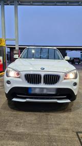 BMW X1 E84 - BMW: E84