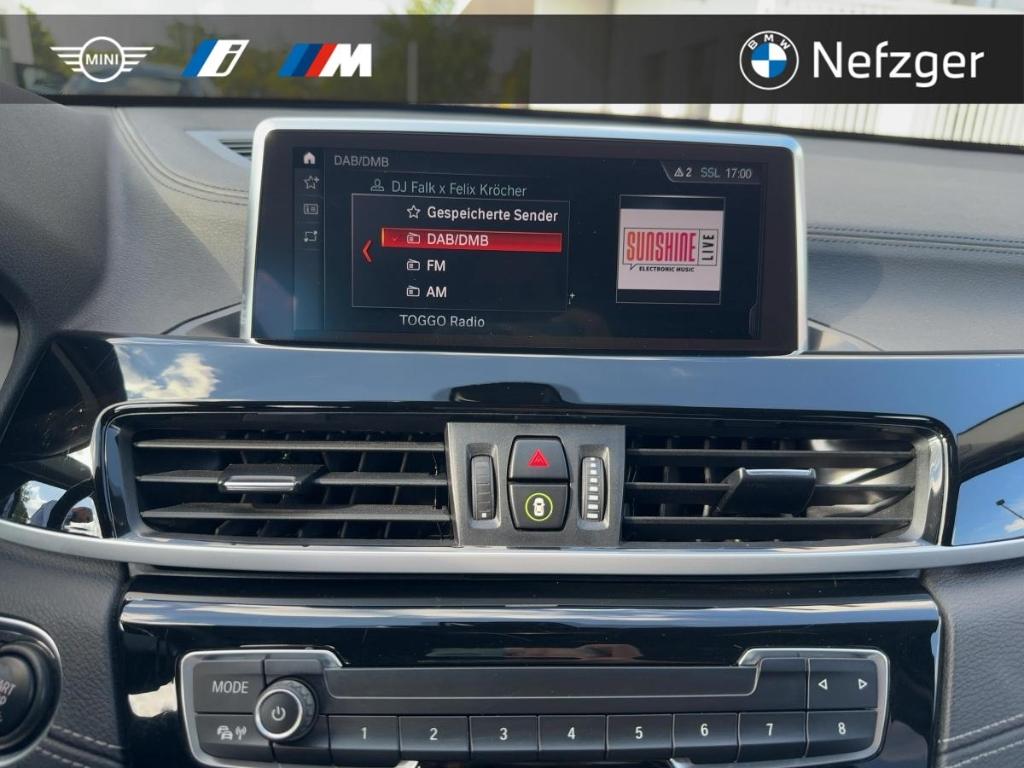 BMW X1 sDrive18i X-Line Parkassistent LED-Scheinwerf, миниатюра 11