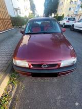 Opel ZEITKAPSEL: Opel Vectra A 1.6 GL Selectio... - Opel Vectra Gl mit Benzin-Antrieb