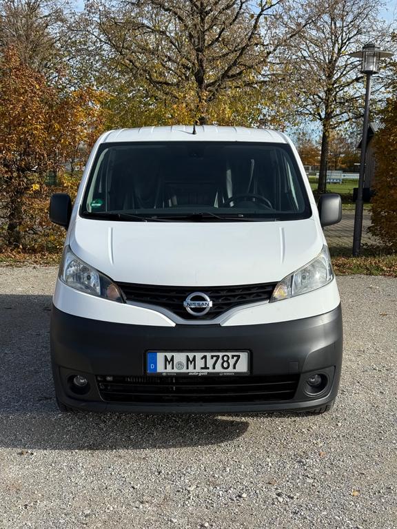 Nissan NV200