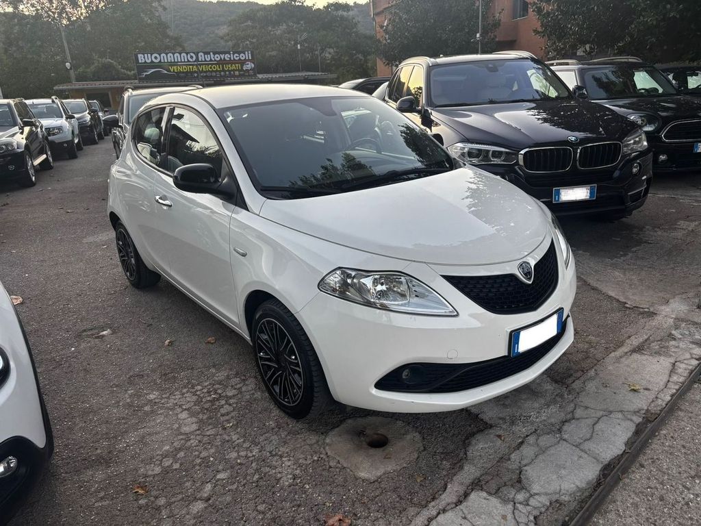 Image of Lancia Ypsilon