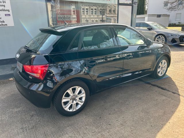 Fahrzeugabbildung Audi A1 Sportback Diesel+NaviZB+Allwetter LM+SHZ+PDC