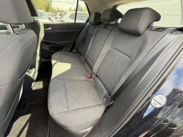 Volkswagen Golf - 9