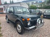 Lada Taiga Urban*4x4*AHK*CD-Radio*1 Hand*Tüv 07.2027 - Lada: C