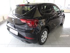 Fahrzeugabbildung Volkswagen Polo Life,Top-Ausstattung,Nur 7079 KM,Wie Neu