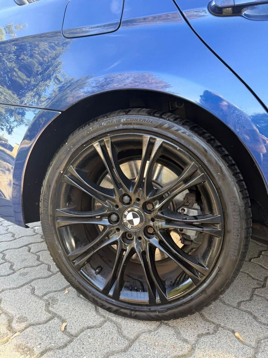 BMW 325 2006 — двигун