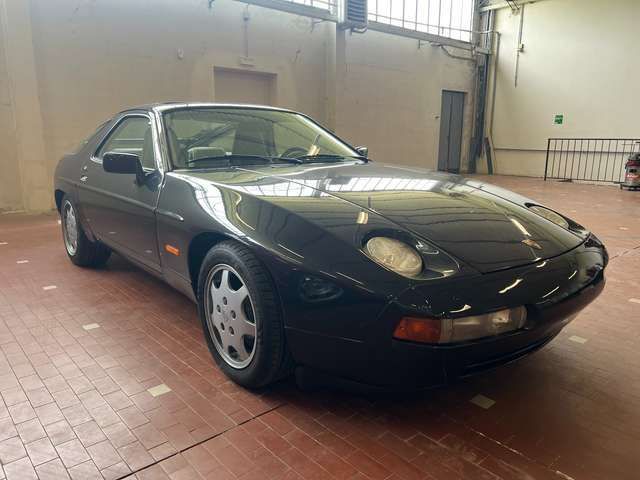 Porsche 928 5.0 S4 auto