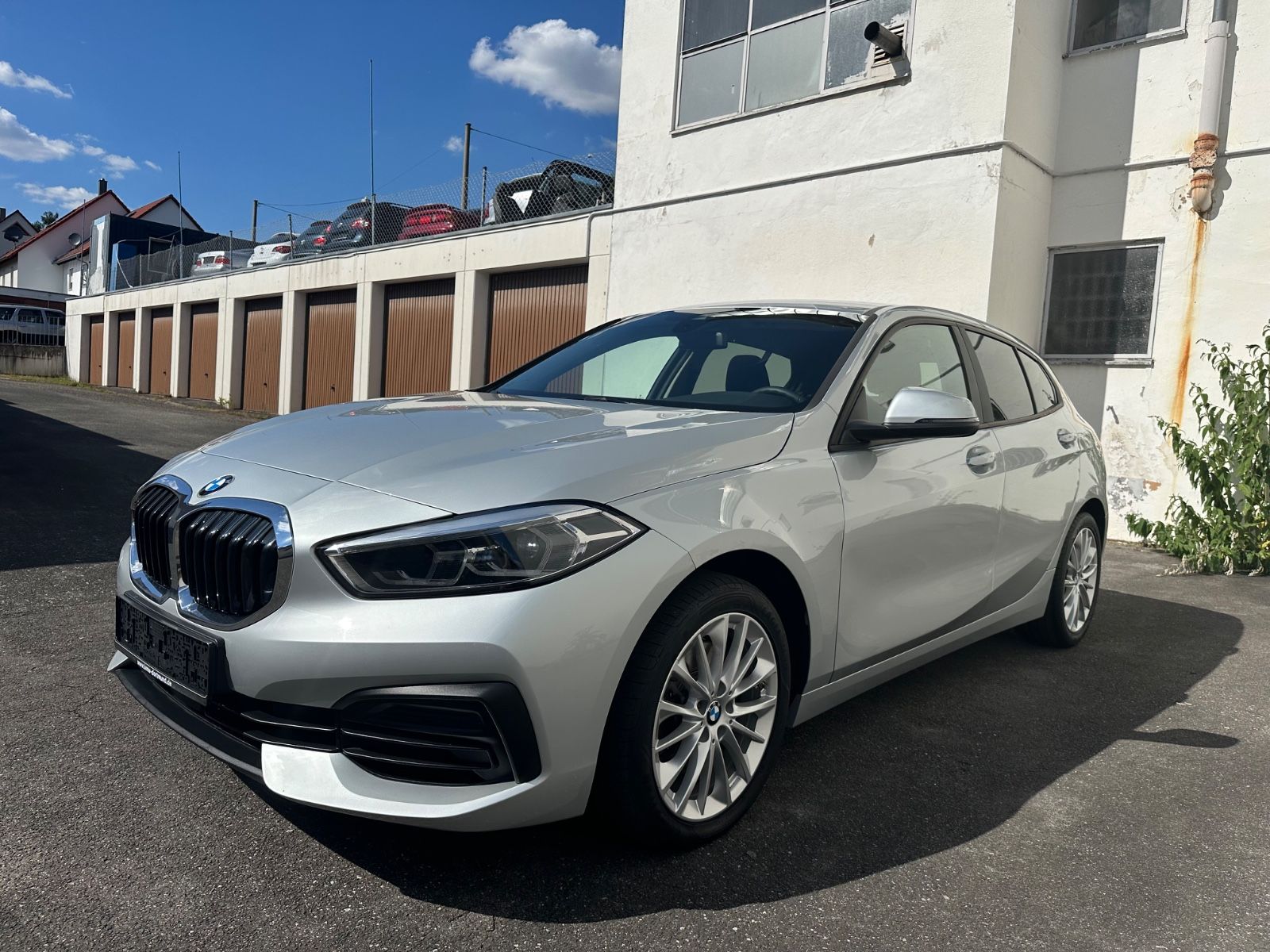 BMW 1 Lim. 118 d/LED/navi/s.w.asistent/ACC