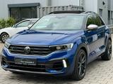 Volkswagen T-Roc R 4Motion/Akrapovic/Panorama/SD/RFK/MFL - Volkswagen T-Roc mit Benzin-Antrieb: Limousine, Automatik