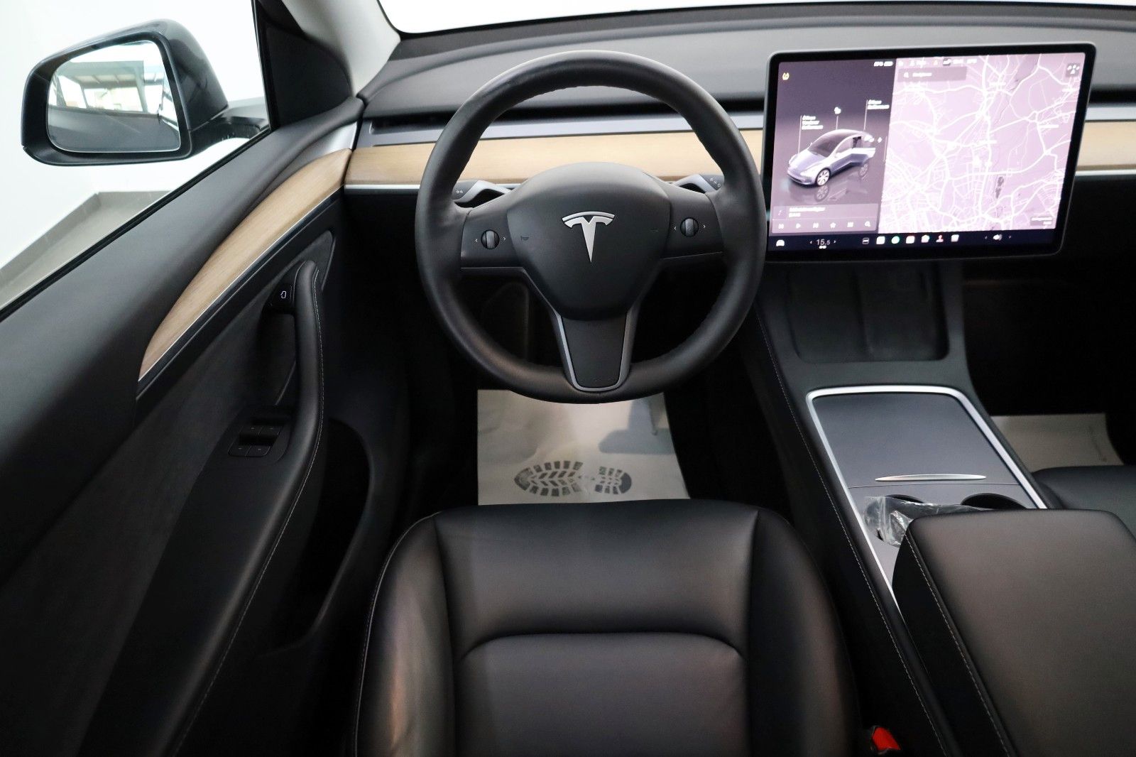 Fahrzeugabbildung Tesla Model Y Long Range Dual Motor AWD,Autopilot,Pano