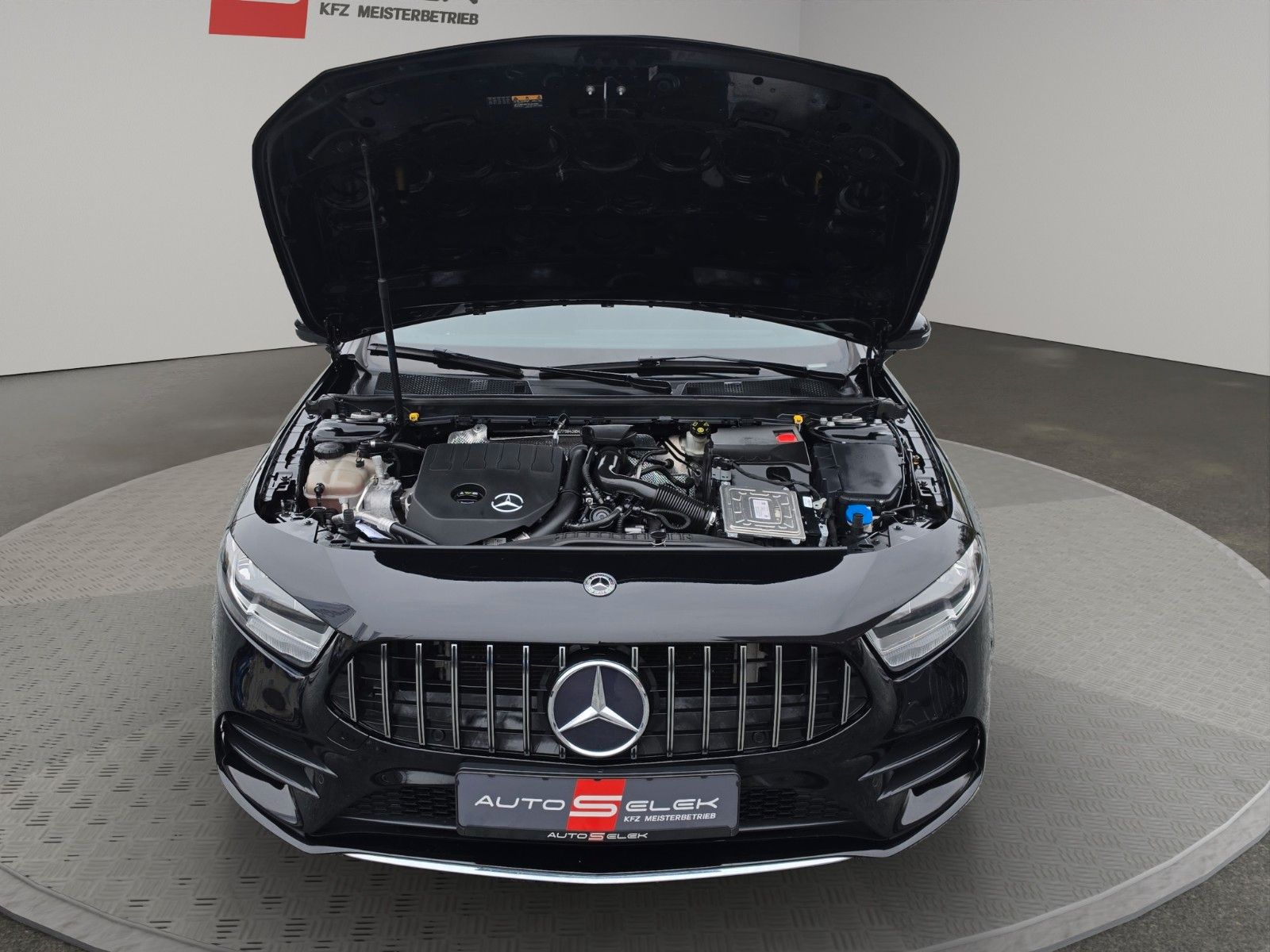 Fahrzeugabbildung Mercedes-Benz A 180 AMG*NIGHT*WIDESCREEN*MBUX*