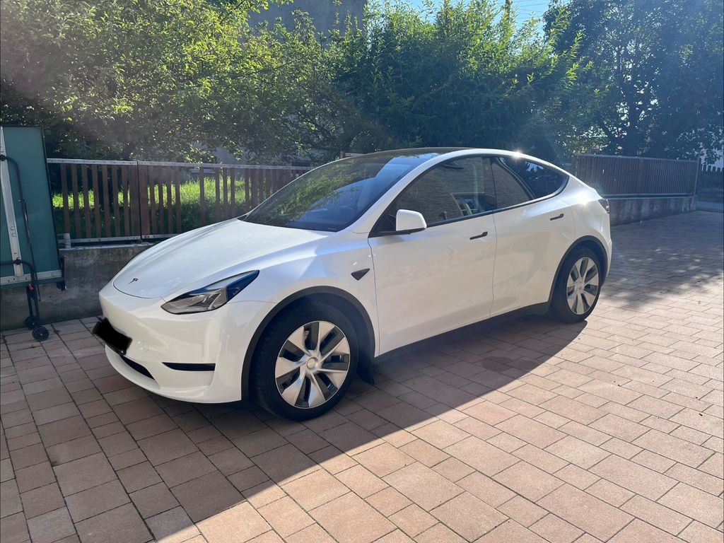 Image of Tesla Model Y