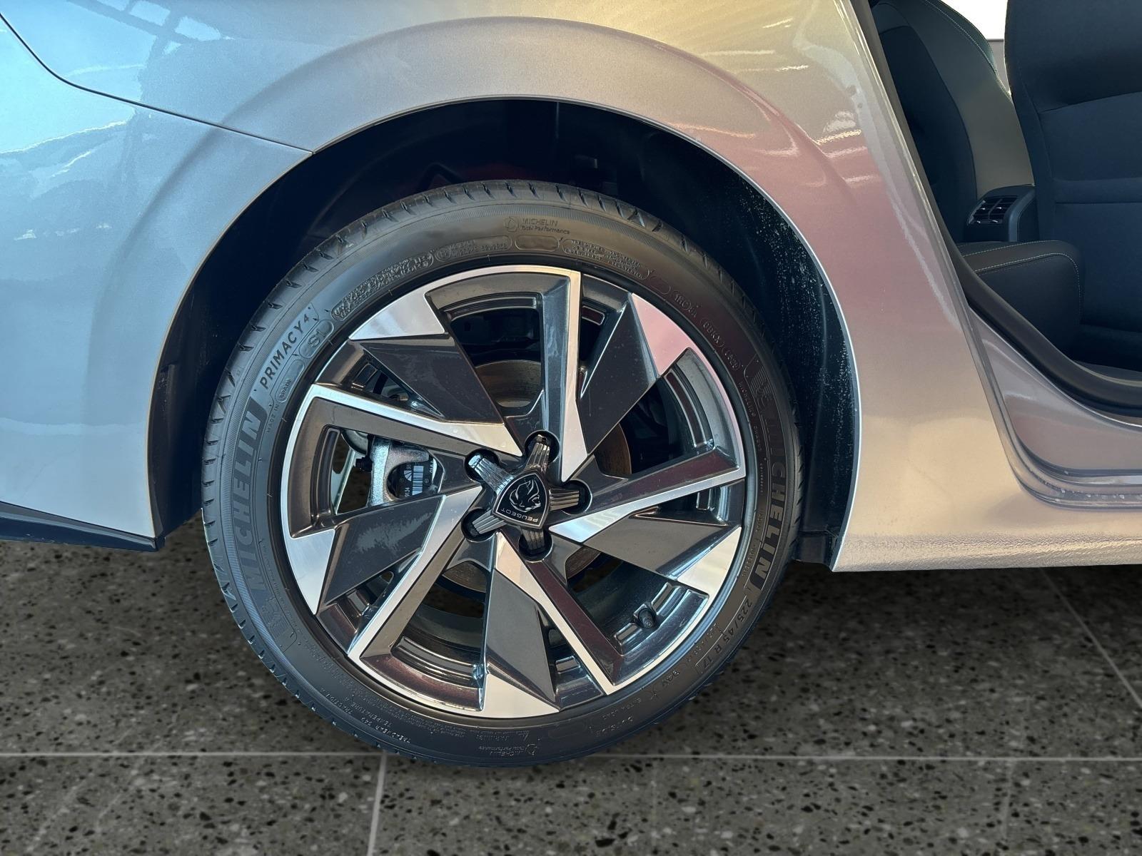 Peugeot 308 1.2 Hybrid 136 SW Allure ABS Fahrerairbag ES