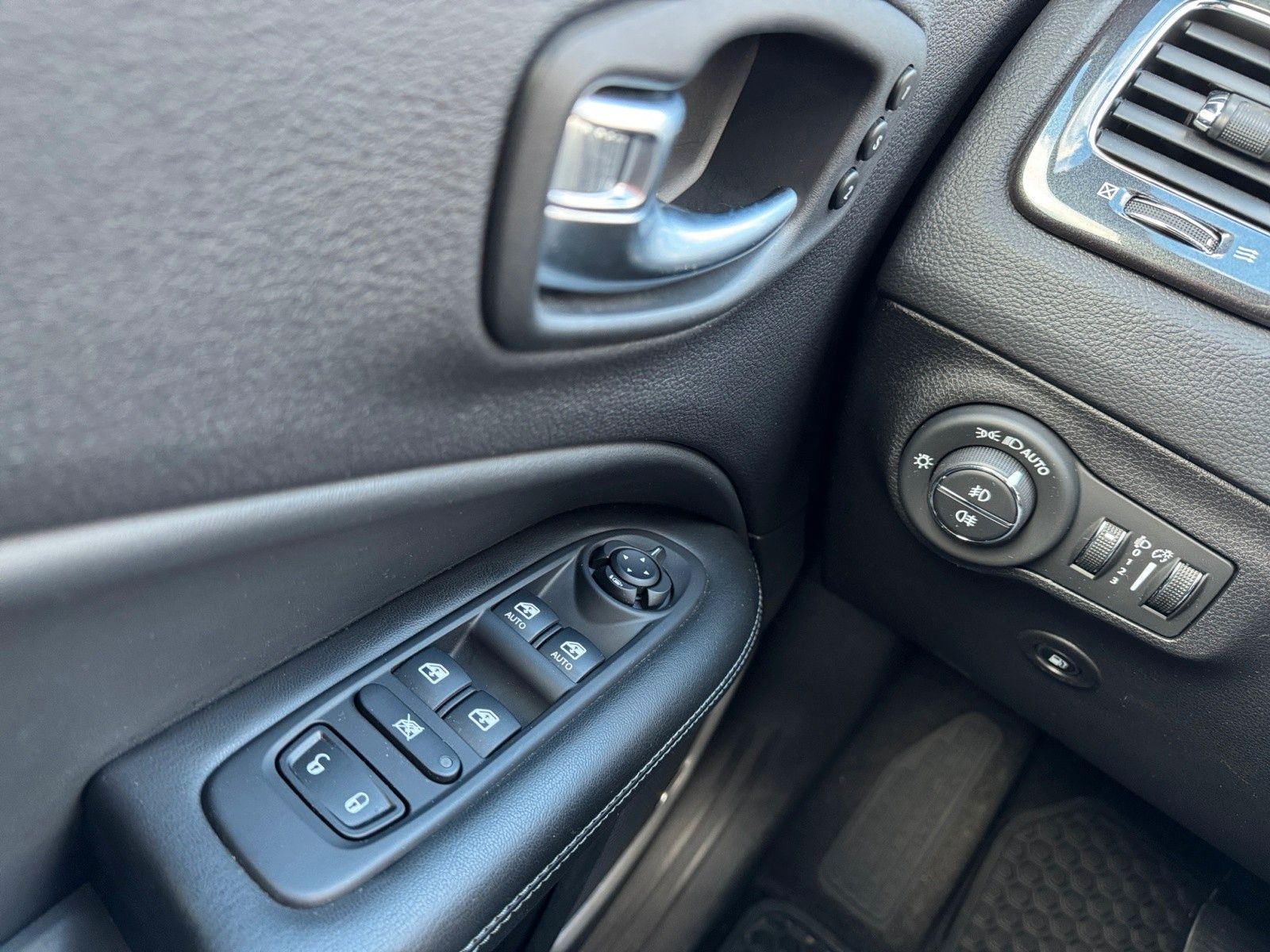 Compass 1,3 Plug-in-Hybrid Navi Kamera Leder Xen