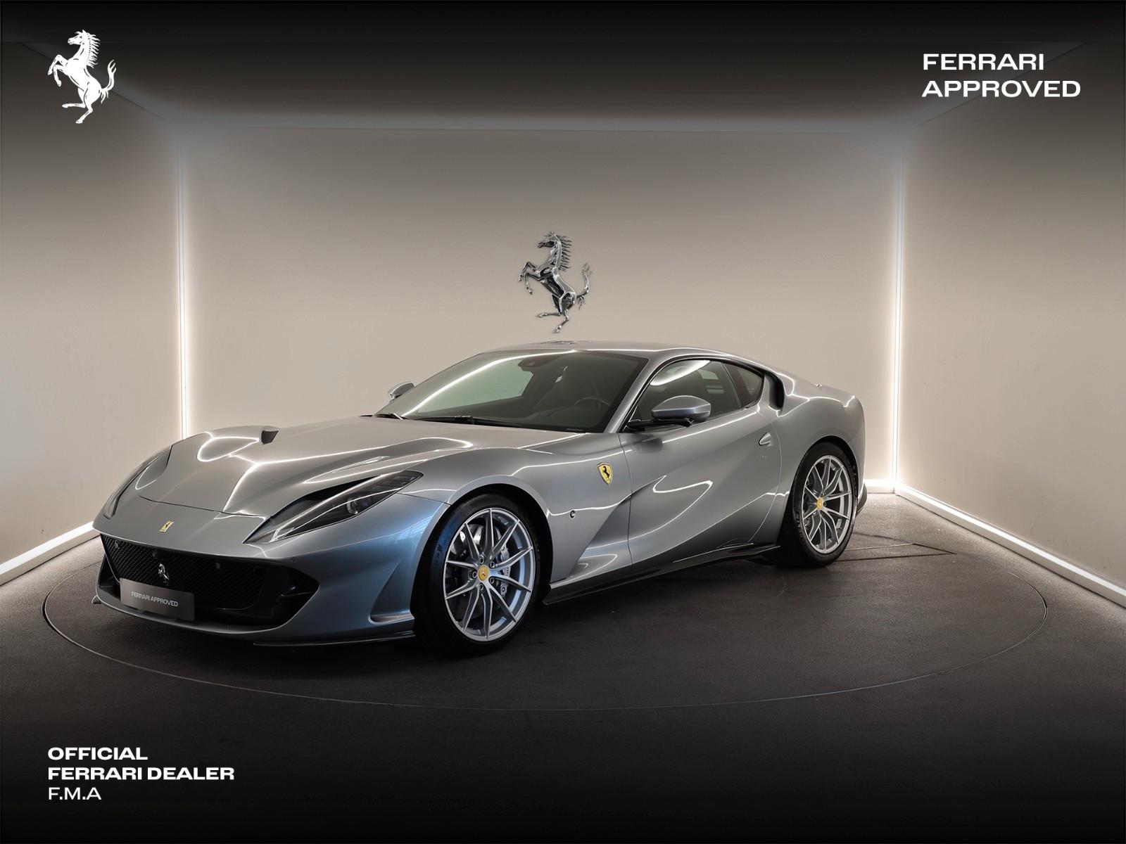 Ferrari 812 Superfast / Grigio Titanio / FerrariApproved