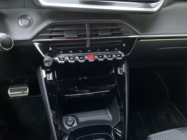 Fahrzeugabbildung Peugeot 208 e- GT Pack Elektromotor 136 *NAVI*ACC*PDC*DA