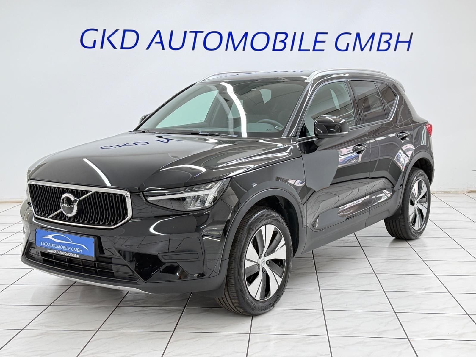 Volvo XC40 Core B4 2WD Shz Lhz PDC Carplay Kamera