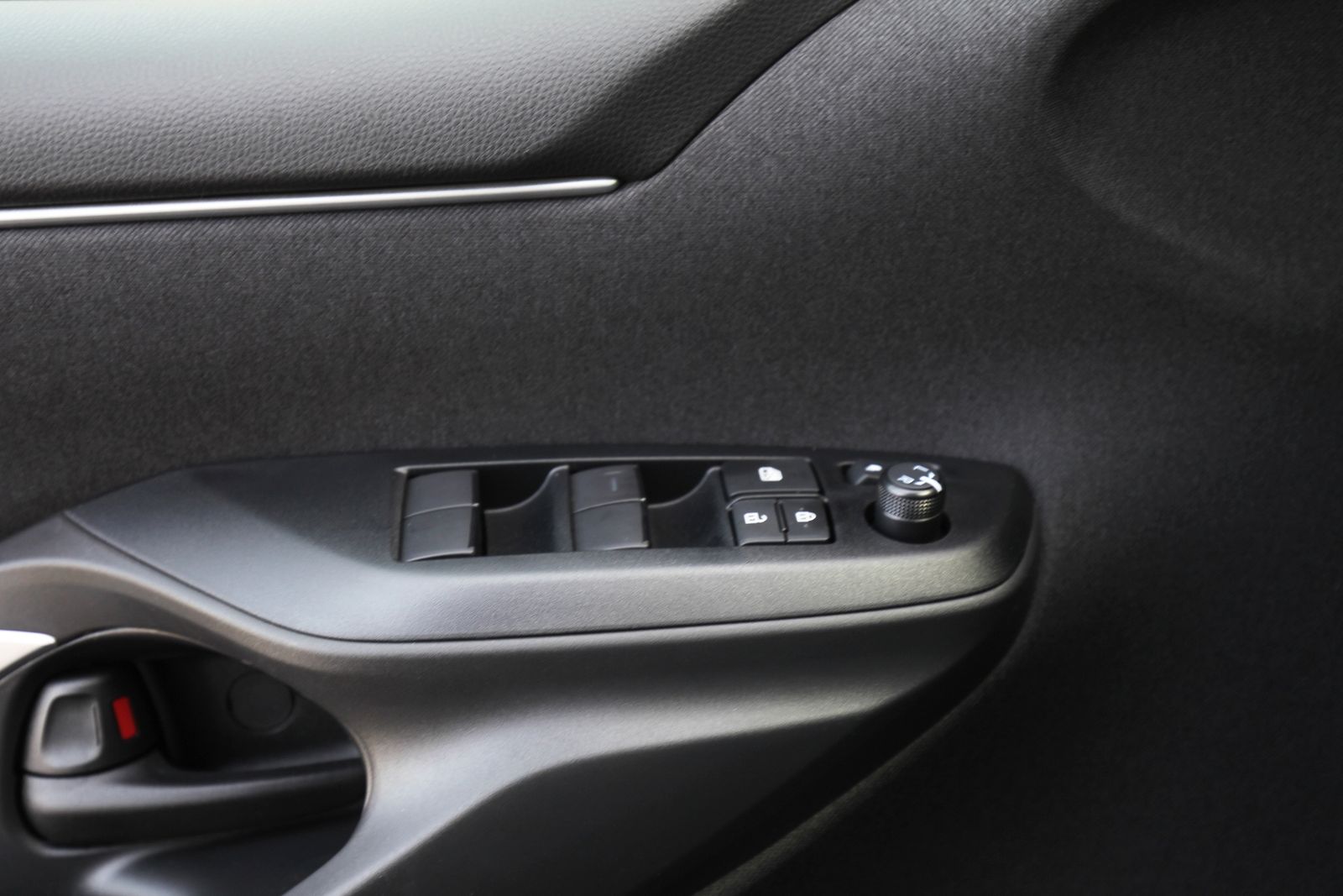 Mazda 2 Hybrid - Bild 13