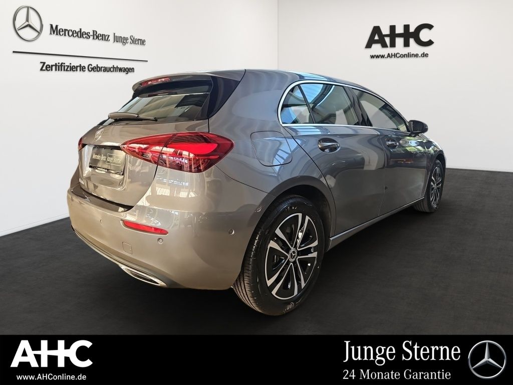 Fahrzeugabbildung Mercedes-Benz A250e Progressive Totwi. LED SHZ Tempomat KAM