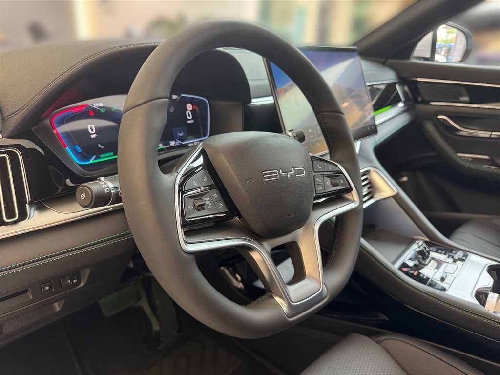 BYD SEAL U