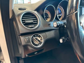 MYAUTOCENTER – Gebraucht- und Jahreswagen mit Werkstattservice in Pfaffenhofen Mercedes-Benz C 220 CDI BlueEfficiency *BiXenon*Schiebed*TÜV*
