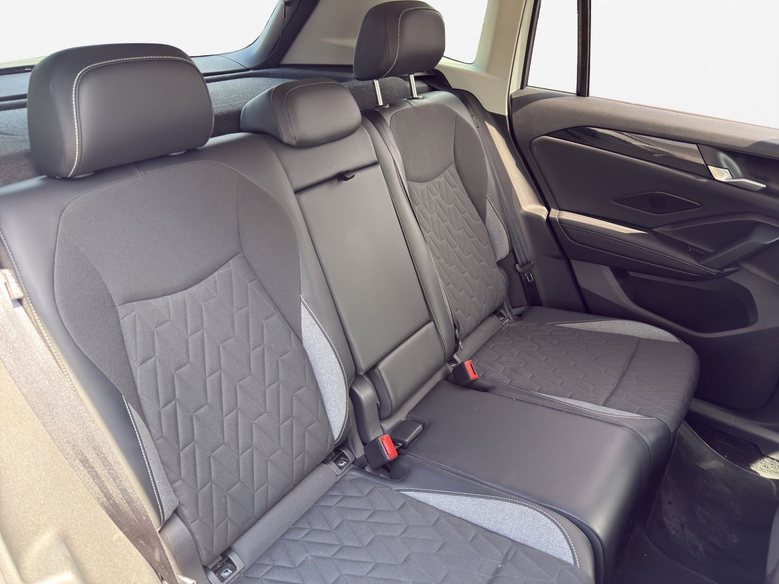 Volkswagen Tiguan - Bild 19