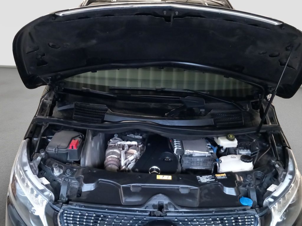 Fahrzeugabbildung Mercedes-Benz V 300 d 4MATIC AVANTGARDE EDITION Lang AHK*Leder