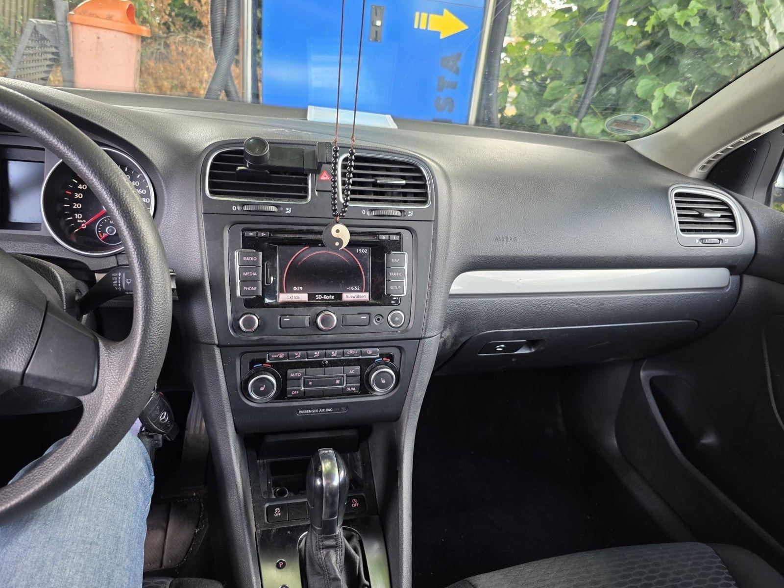 Volkswagen Golf 2011 — photo 5