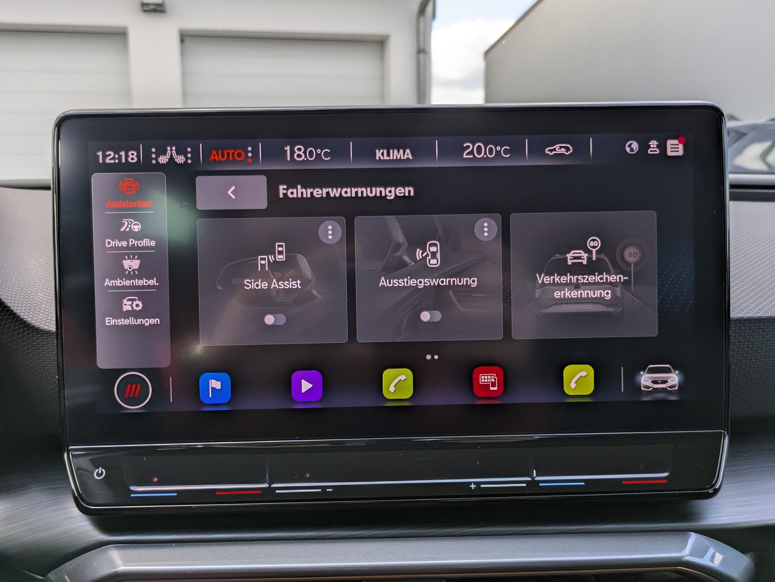 Fahrzeugabbildung CUPRA Leon 1.5 eTSI DSG MATRIX-LED*ACC*APP*KAMERA*18"