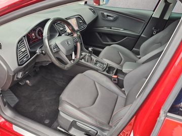 Fahrzeugabbildung SEAT Leon FR 1.5 TSI Panorama 18 Zoll Navi Klima