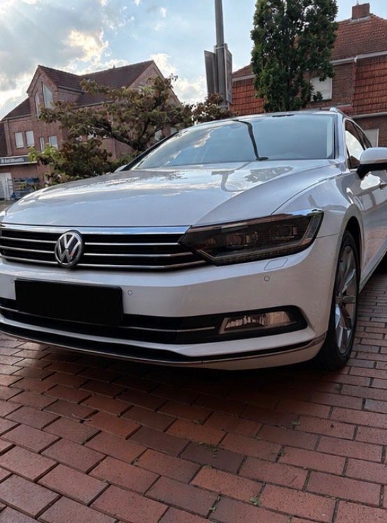 Image of Volkswagen Passat