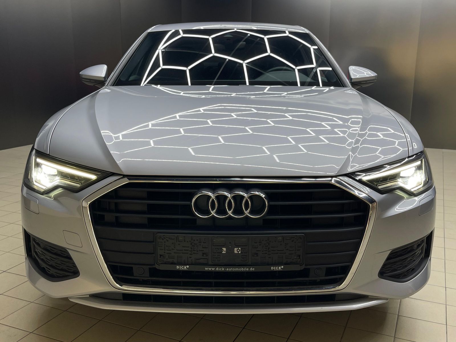 Fahrzeugabbildung Audi A6 40 TDI S-Tr. VIRTU+MATRIX+NAVI+SHZ+TEMP+AHK+