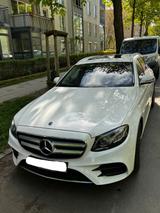 Mercedes-Benz E 400 4MATIC T AMG Line Autom. AMG Line - Mercedes-Benz E 400 in Berlin