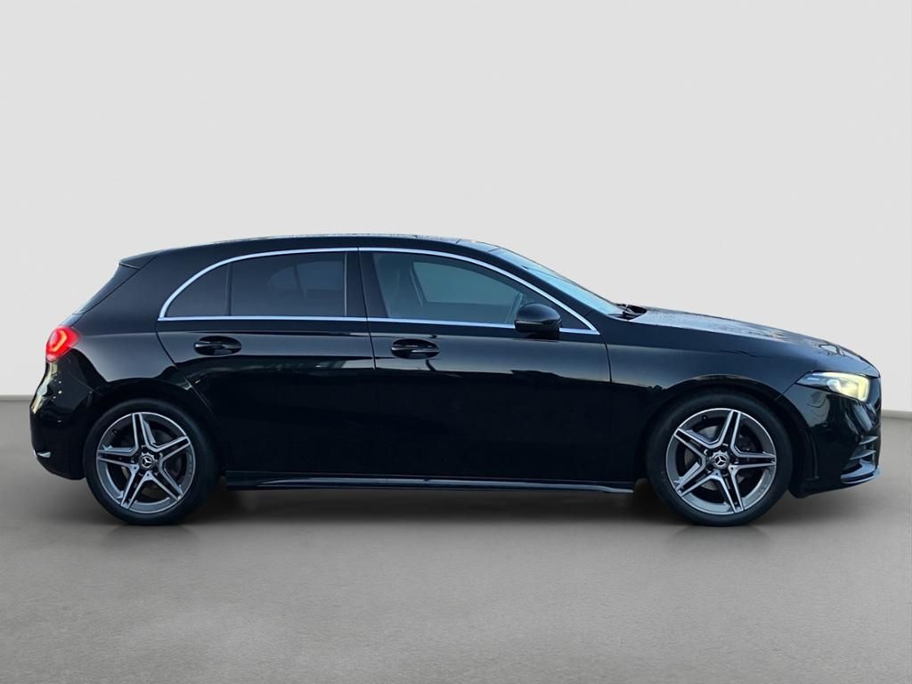 Fahrzeugabbildung Mercedes-Benz A 200 AMG*PSD*LED*KAMERA*NAVI-PREMIUM*AMBIENTE