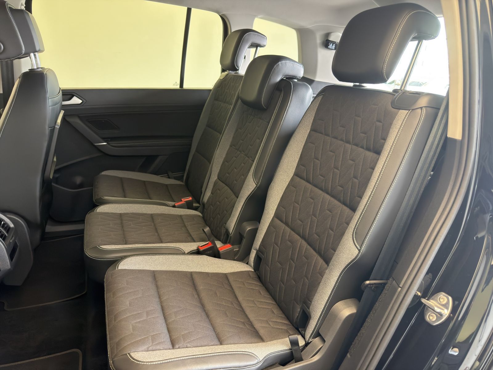 Volkswagen Touran - Bild 16