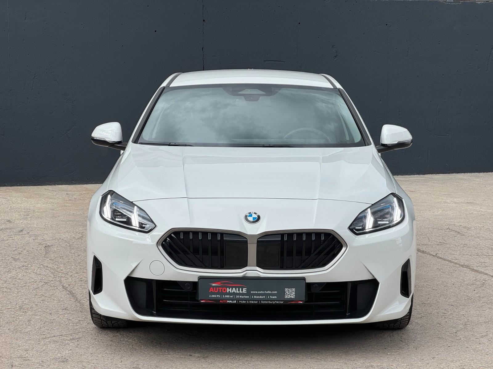 BMW 1 Series i Aut. Adap. LED CAM SHZ LHZ KZG CarPlay, миниатюра 4