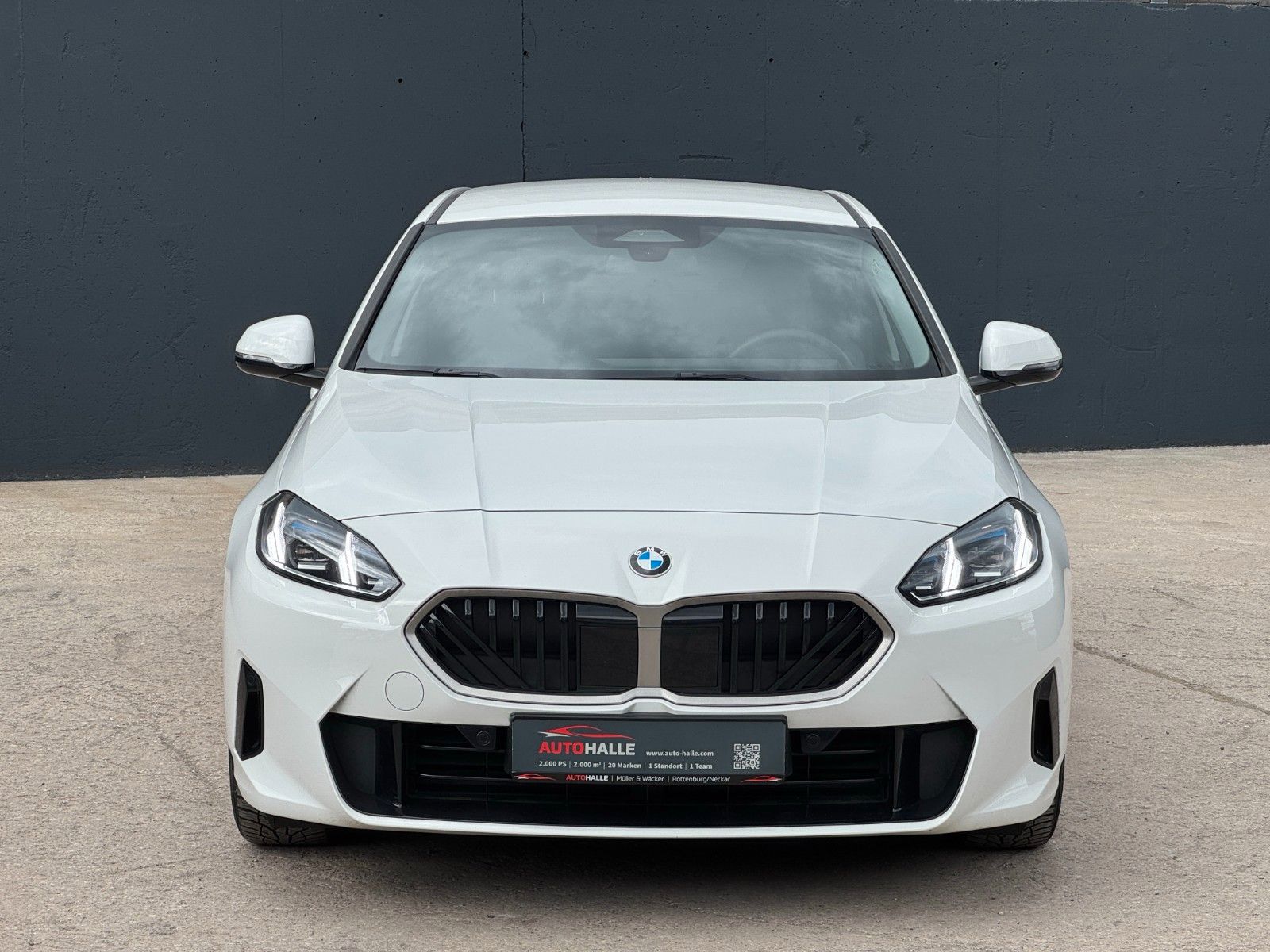 Fahrzeugabbildung BMW 120i Aut. Adap. LED CAM SHZ LHZ KZG CarPlay