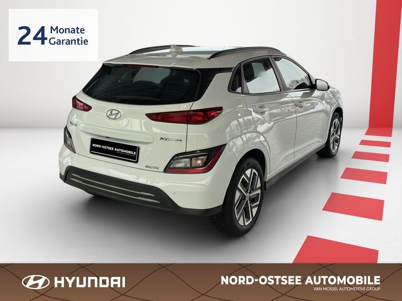 Fahrzeugabbildung Hyundai KONA EV SELECT KAMERA PDC ACC SITZHZG